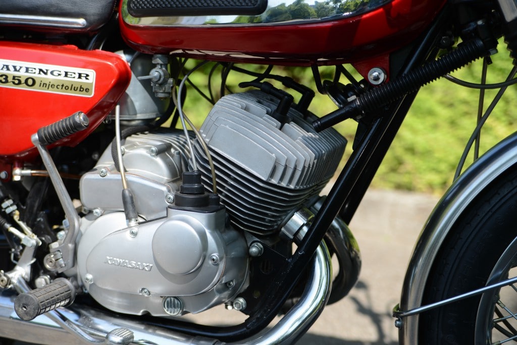 Kawasaki 350 A7 Avenger Motor