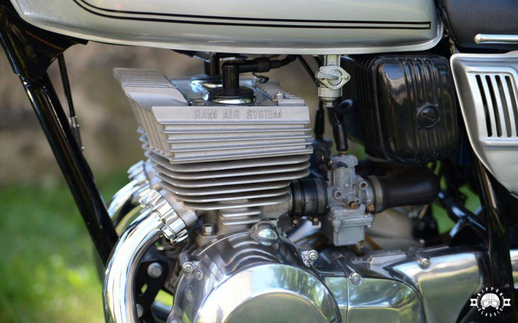 Suzuki GT 185