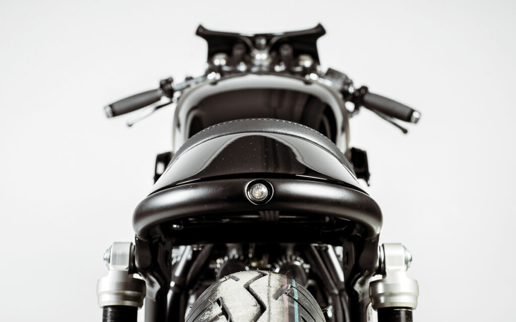 Honda CB 550 Black Mamba