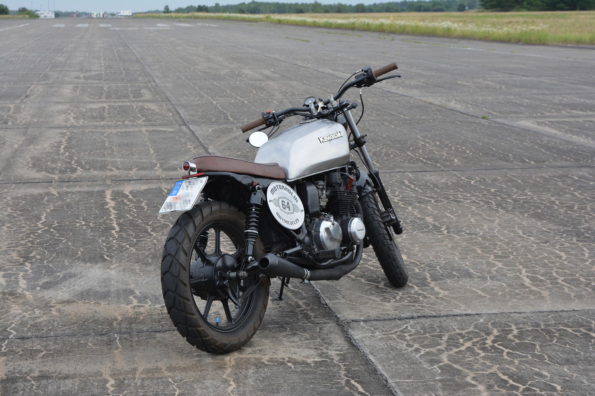 Gpz best sale 550 scrambler