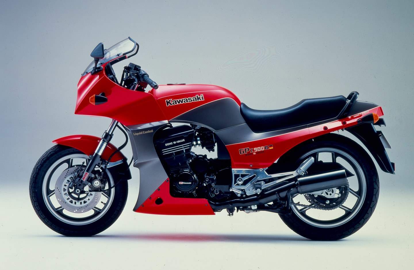  Kawasaki  GPZ  900  R Nippon Classic de