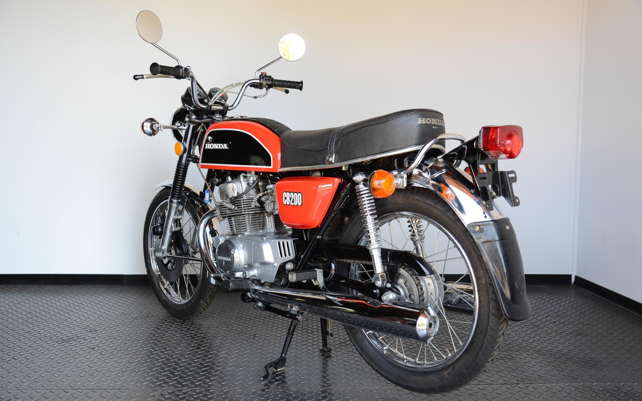 Honda cb 200 x