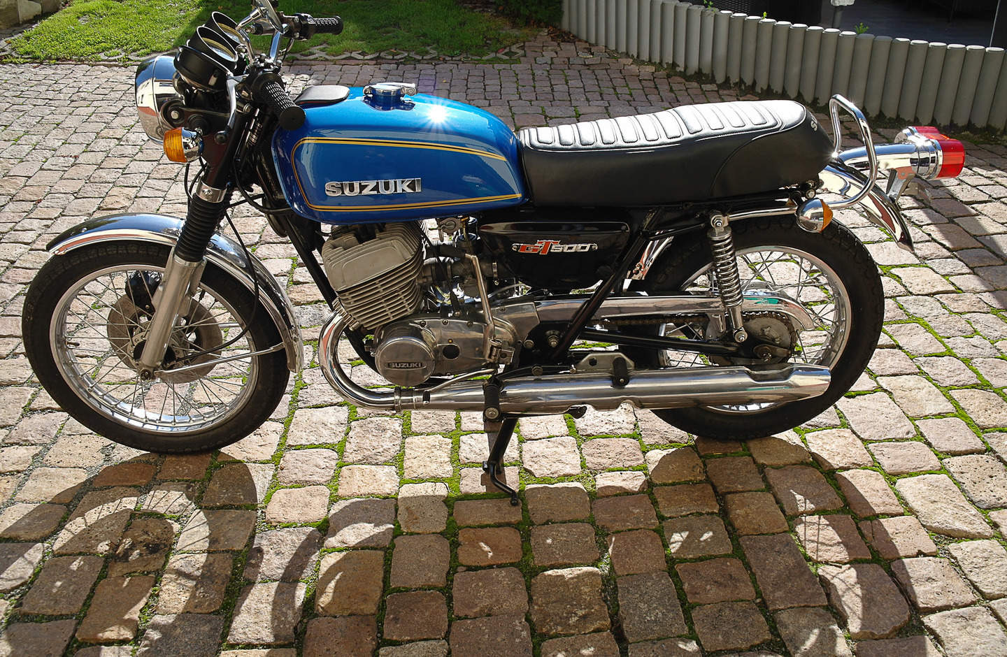 Suzuki GT 500 - Nippon-Classic.de