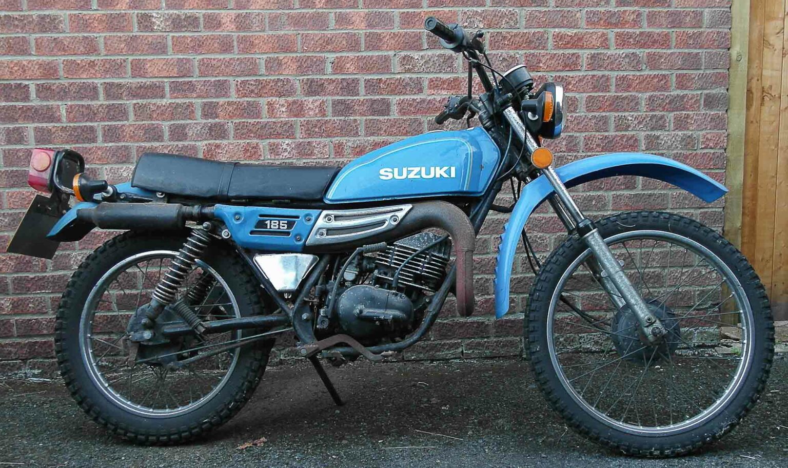 Поршни suzuki ts 185