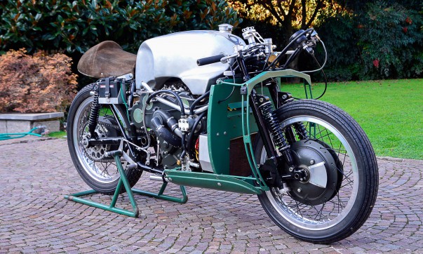 Rekordpreise auf der Carol Nash Motorcycle Show in London Moto Guzzi V8 500 GP Evocation von 1956 auf der Carol Nash MCN London Motorcycle Show 2016