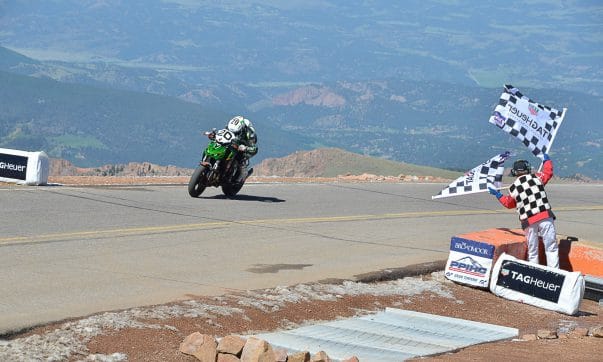 Bruno Langlois gewann das 94. Pikes Peak International Hill Climb Bruno Langlois mit der Z1000