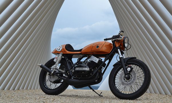 Yamaha RD 250 Cafe Racer – heiße “73” von Pascal Locher 1973 Yamaha RD 250 Café Racer