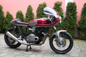 GS 750