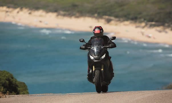 Honda X-ADV – neue Motorradgattung wird auf der EICMA 2016 vorgestellt Honda X-ADV