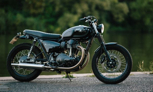 Kawasaki W800 Black Edition von Schlachtwerk
