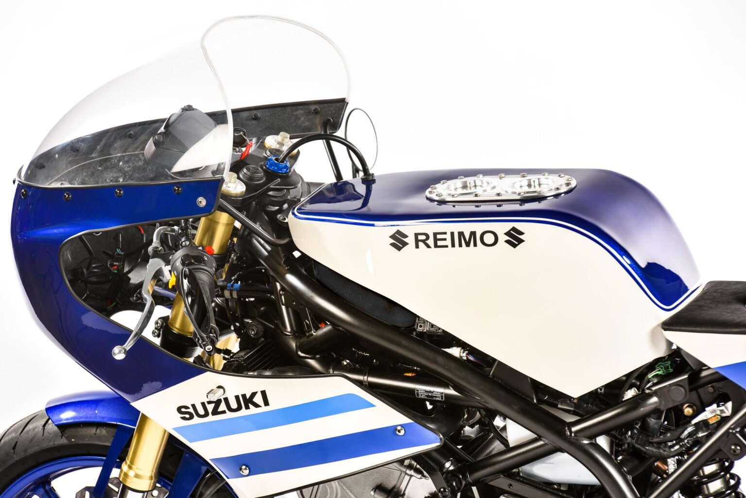 Mit RennsportGenen Suzuki SV 650 Classic Racer von Reimo