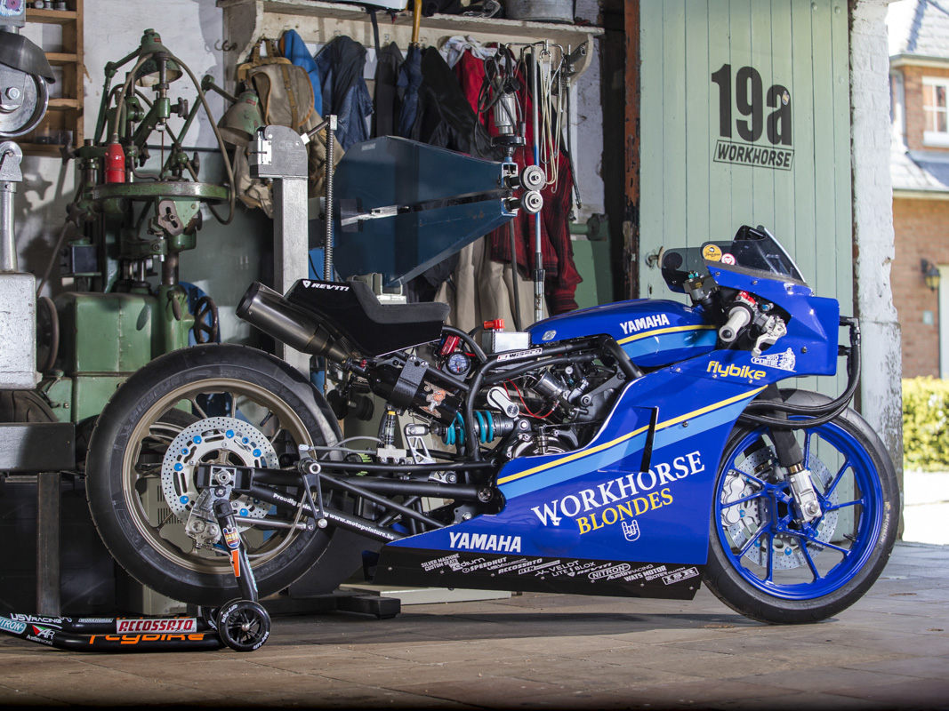Yamaha XSR700 Dragster von Workhorse Speed Shop