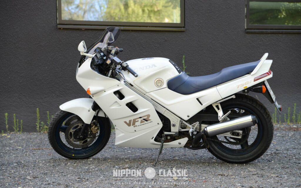 Der Motor der Honda VFR 750 F punktet mit hoher Zuverlässigkeit