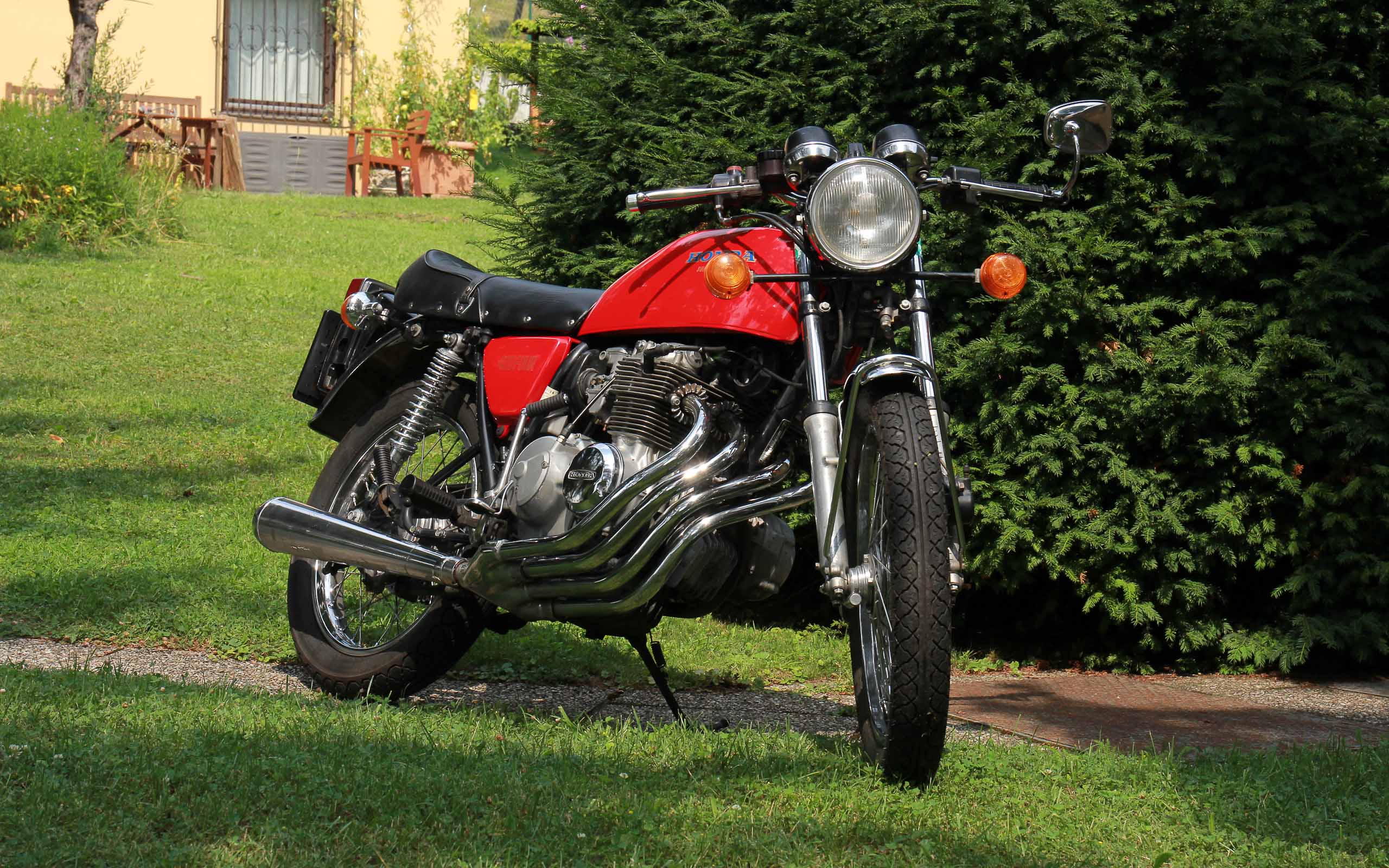 Honda cb 400 four