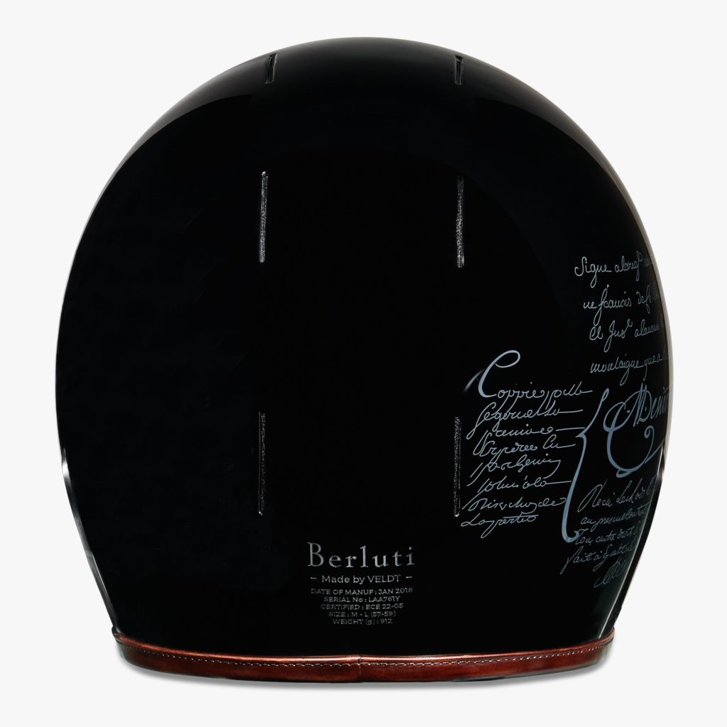 Der Veldt Berluti Helm besitzt eine hochwertige Ausstattung