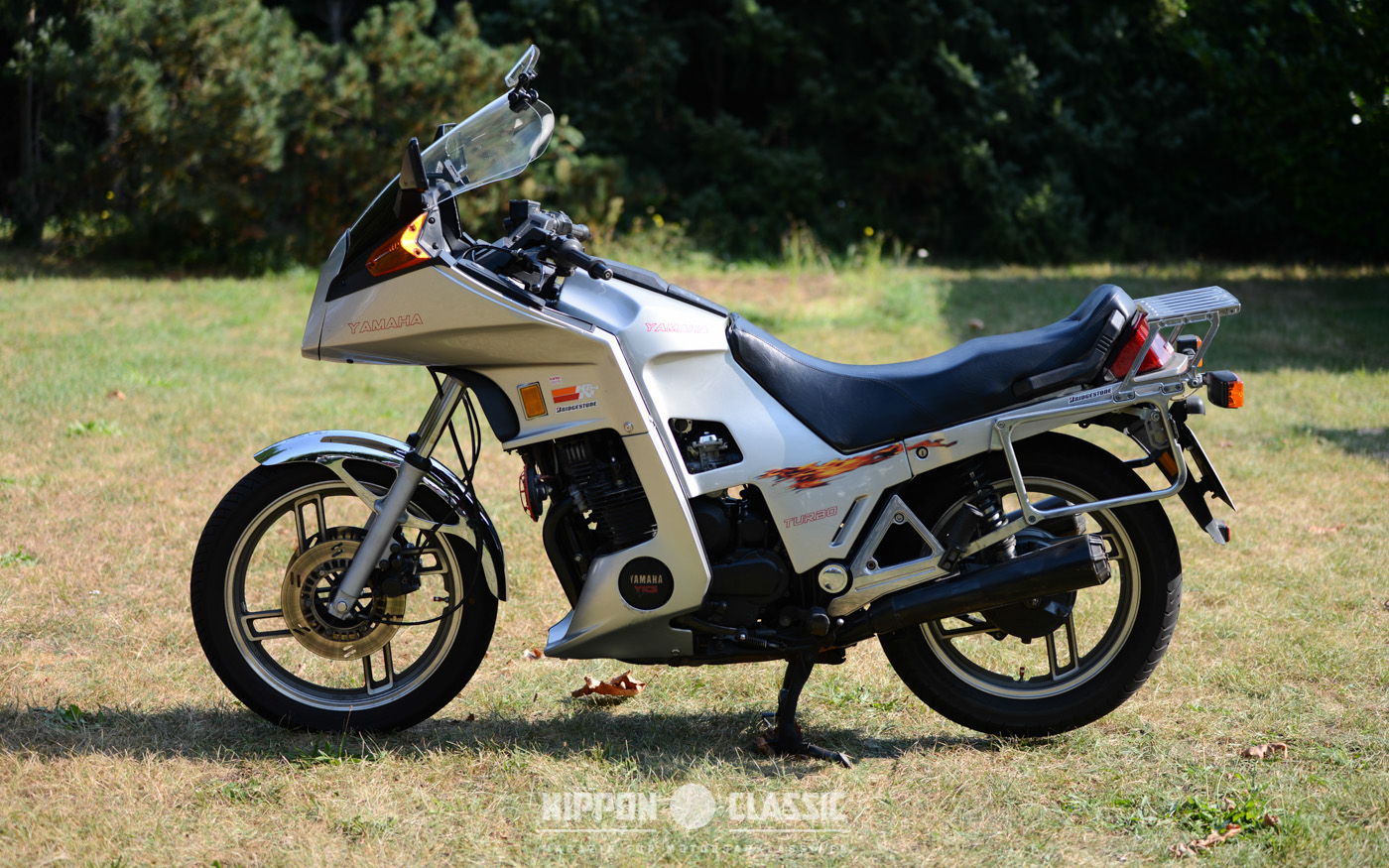 Die Yamaha XJ 900 auf Augenhöhe mit Hondas Bol dOr