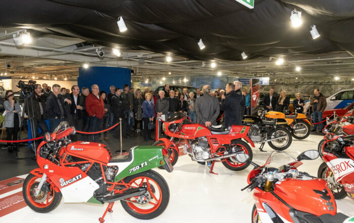 Zur Eröffnung der Ducati Sonderschau erschienen rund 90 Gäste