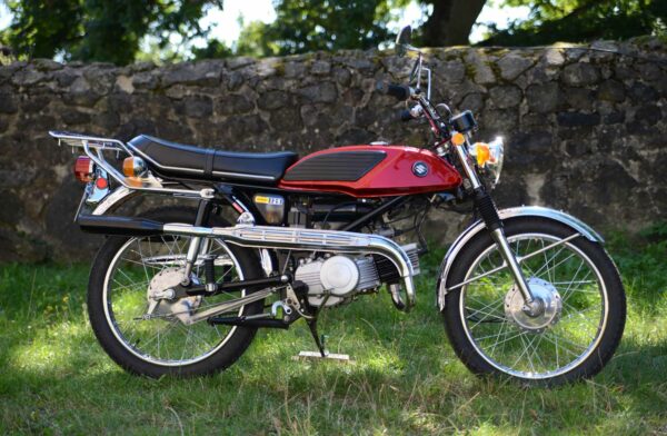 SUZUKI T 125 - Nippon-Classic.de