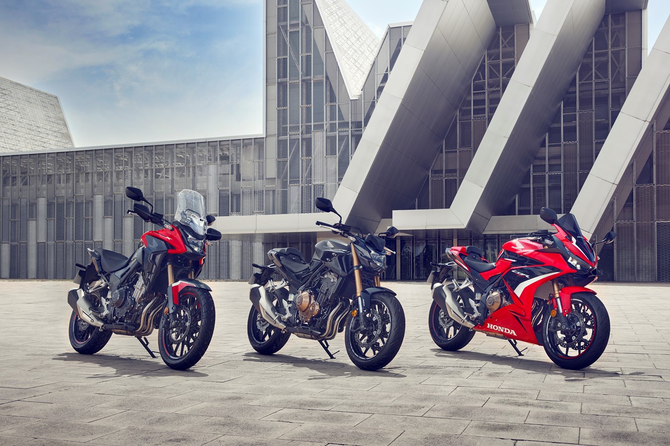 Hondas Mittelklasse Motorräder erhalten für 2022 eine gründliche Modellpflege
