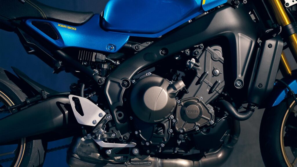 Die Leistung der Yamaha XSR 900 legt 2022 auf 119 PS zu 